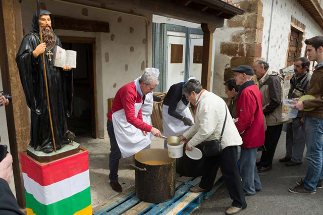 Habas de San Benito  ezcaray, la rioja